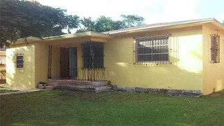 245 NE 159th St, Miami, FL 33162