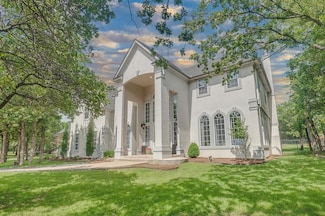 1904 Rockport Rd, Edmond, OK 73013