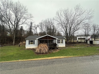 27 Wickhaven Hollow Rd, Wickhaven, PA 15492