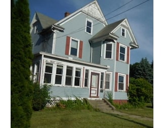 257 Oak St, Indian Orchard, MA 01151