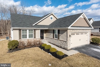 110 Steeplechase Ln, Pottstown, PA 19464