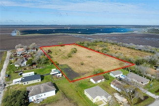 839 Victoria Ave, Taft, TX 78390
