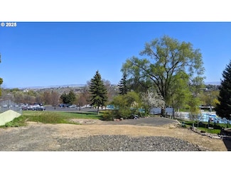 402 NW 21st St, Pendleton, OR 97801