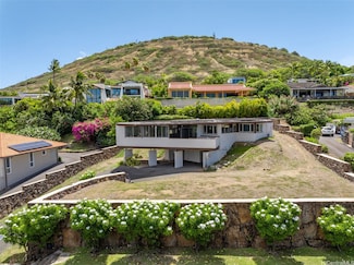 47 Poipu Dr, Honolulu, HI 96825