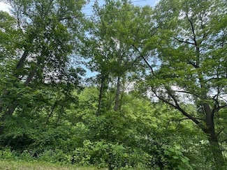 5800 Ky 719, Sandy Hook, KY 41171