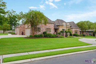 2001 Willow Glen Ave, Port Allen, LA 70767