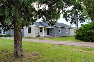 1105 Main St, Panhandle, TX 79068
