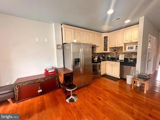 1658 33rd St NW, Washington, DC 20007