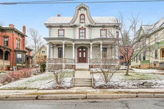 204 S Union St Unit 2, Burlington, VT 05401