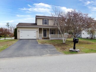 14 Faxon St, Glens Falls, NY 12801
