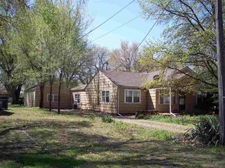 1039 W 47th St N, Wichita, KS 67204