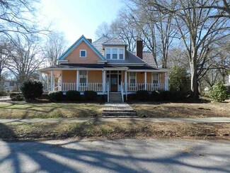 320 E Jefferies St, Gaffney, SC 29340