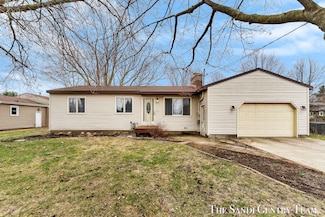 2100 Randall St, Holland, MI 49424