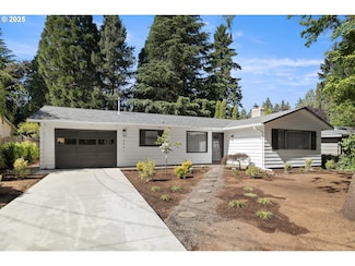 6401 Mcewan Rd, Lake Oswego, OR 97035