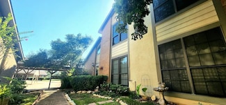 344 W Harwood Rd Unit A, Hurst, TX 76054