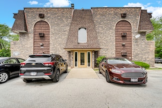 18340 Glen Oak Ave Unit 1D, Lansing, IL 60438
