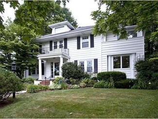 41 Stuart Rd, Newton Center, MA 02459