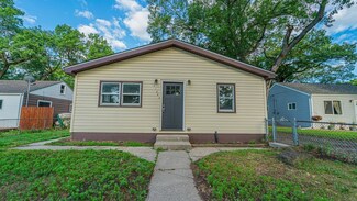 3136 Pulaski St, Hobart, IN 46342