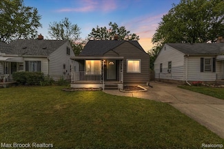 15911 Leona Dr, Redford, MI 48239