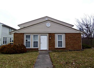 4810 Woodmark Dr, Fort Wayne, IN 46815
