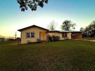 209 County Road 310, Rockdale, TX 76567