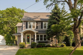 859 Orchard Ave SE, Grand Rapids, MI 49506