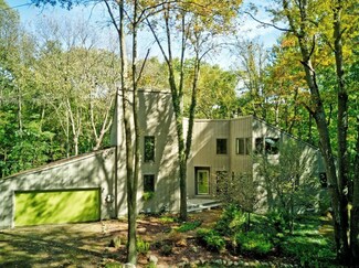 8032 Donovan Rd, Dexter, MI 48130
