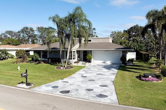 13650 Crosspointe Dr, West Palm Beach, FL 33418