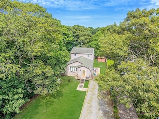 5 Broadway, Shirley, NY 11967