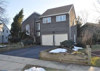 2 Signal Ct, Dayton, NJ 08810