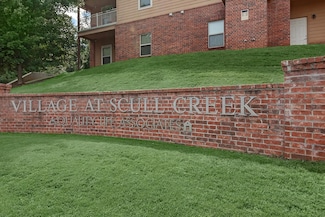 2619 N Quality Ln, Fayetteville, AR 72703
