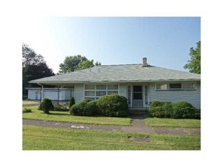 514 Beach Ave, Cambridge Springs, PA 16403
