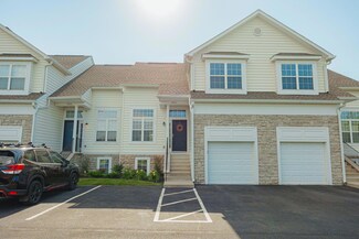5822 Aristides Way Unit 10, New Albany, OH 43054