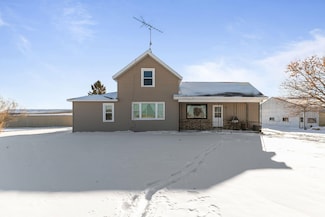 W1991 E River Rd, Berlin, WI 54923