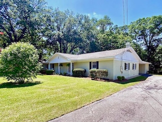 1313 Innsbruck Dr, Mobile, AL 36608