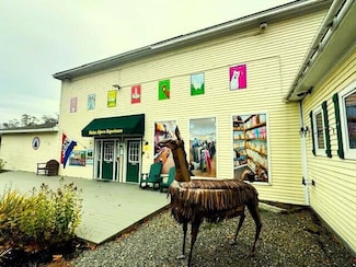 608 Atlantic Hwy, Northport, ME 04849