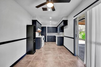 665 NW 15th St, Moore, OK 73160