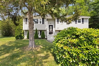 42 Mary Anne Ave, Brockton, MA 02302