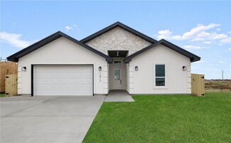 1817 Spoonbill Dr, Portland, TX 78374