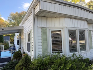 10 Whitewood Rd, Killingworth, CT 06419