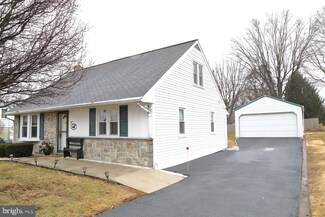 4 Bauer Ave, Willow Street, PA 17584
