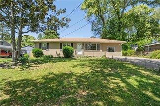2600 Farn Dr, Ellenwood, GA 30294