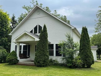 8907 Ormes Rd, Vassar, MI 48768