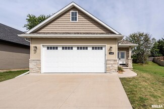 3108 W 34th St, Davenport, IA 52806