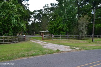 2757 W Atchafalaya Levee Rd, Krotz Springs, LA 70750