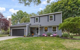 1816 Southampton Dr SE, Grand Rapids, MI 49508