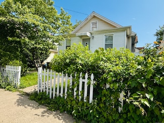 75 Frank St, Stamford, CT 06902