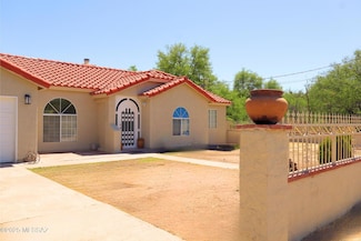 277 Camino La Pasida Unit 3, Rio Rico, AZ 85648