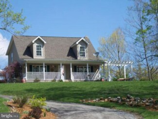 1524 Rockford Rd, Great Cacapon, WV 25422