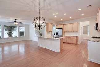 1642 Ellsworth St, Mount Pleasant, SC 29466
